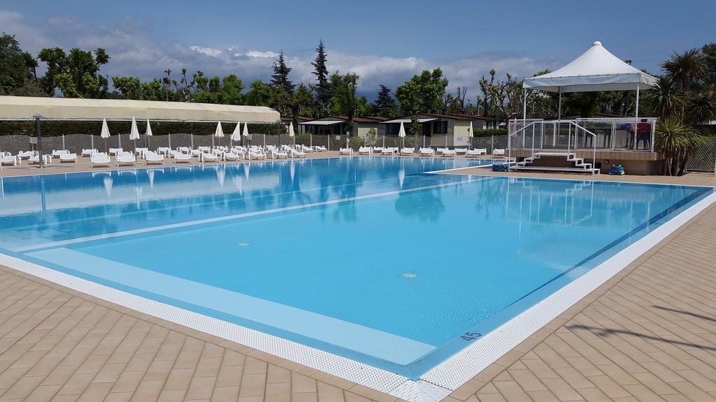 Sereno Camping Holiday Moniga del Garda Extérieur photo